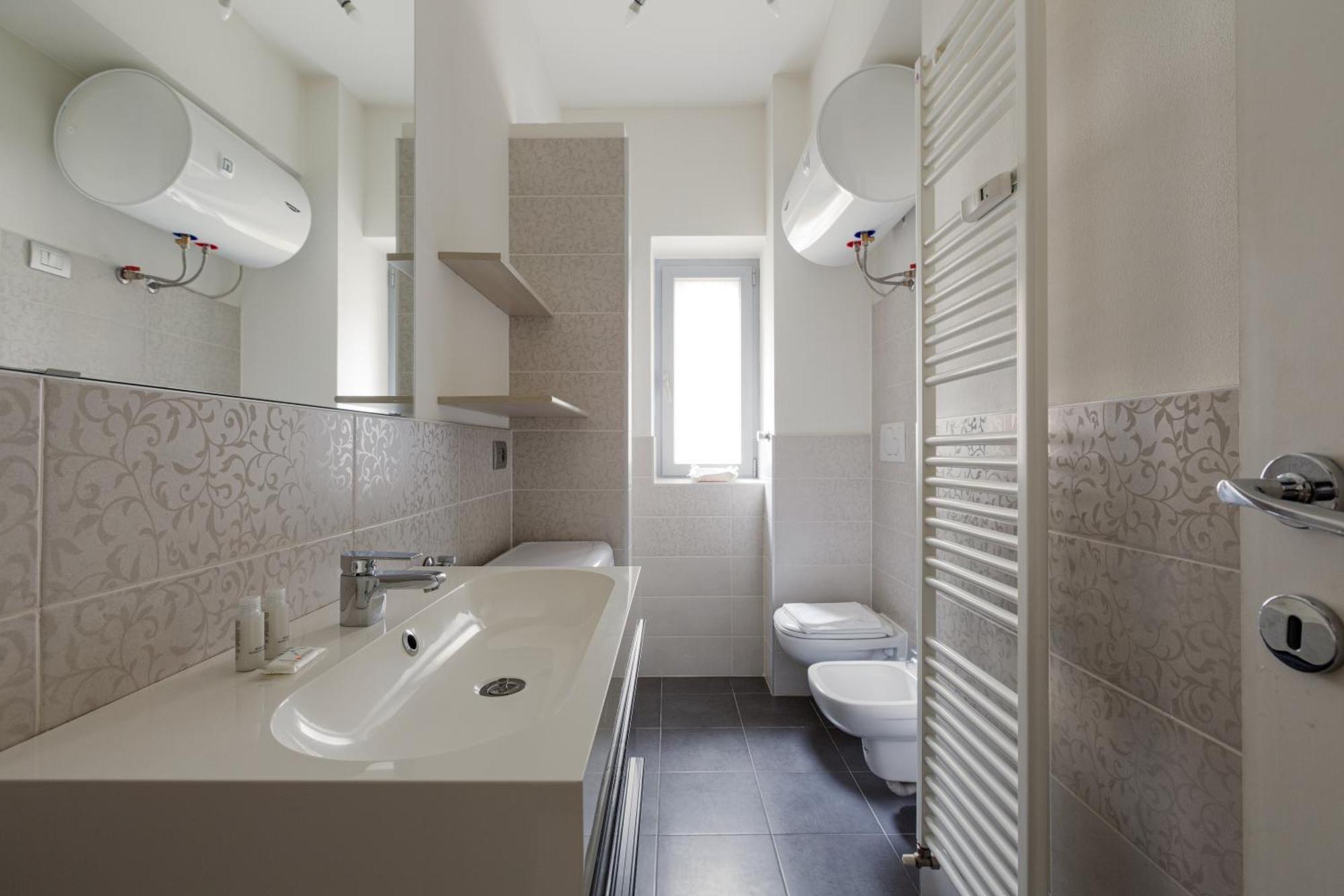Bright - 650 M Far From Arco Della Pace Apartment
