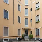 Bright Apartment - 650 M Far From Arco Della Pace